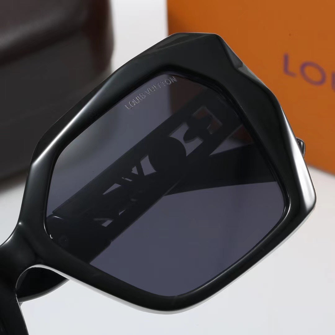 Polygon Sunglasses-With Gift Box