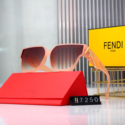 Iconic Trendy Sunglasses