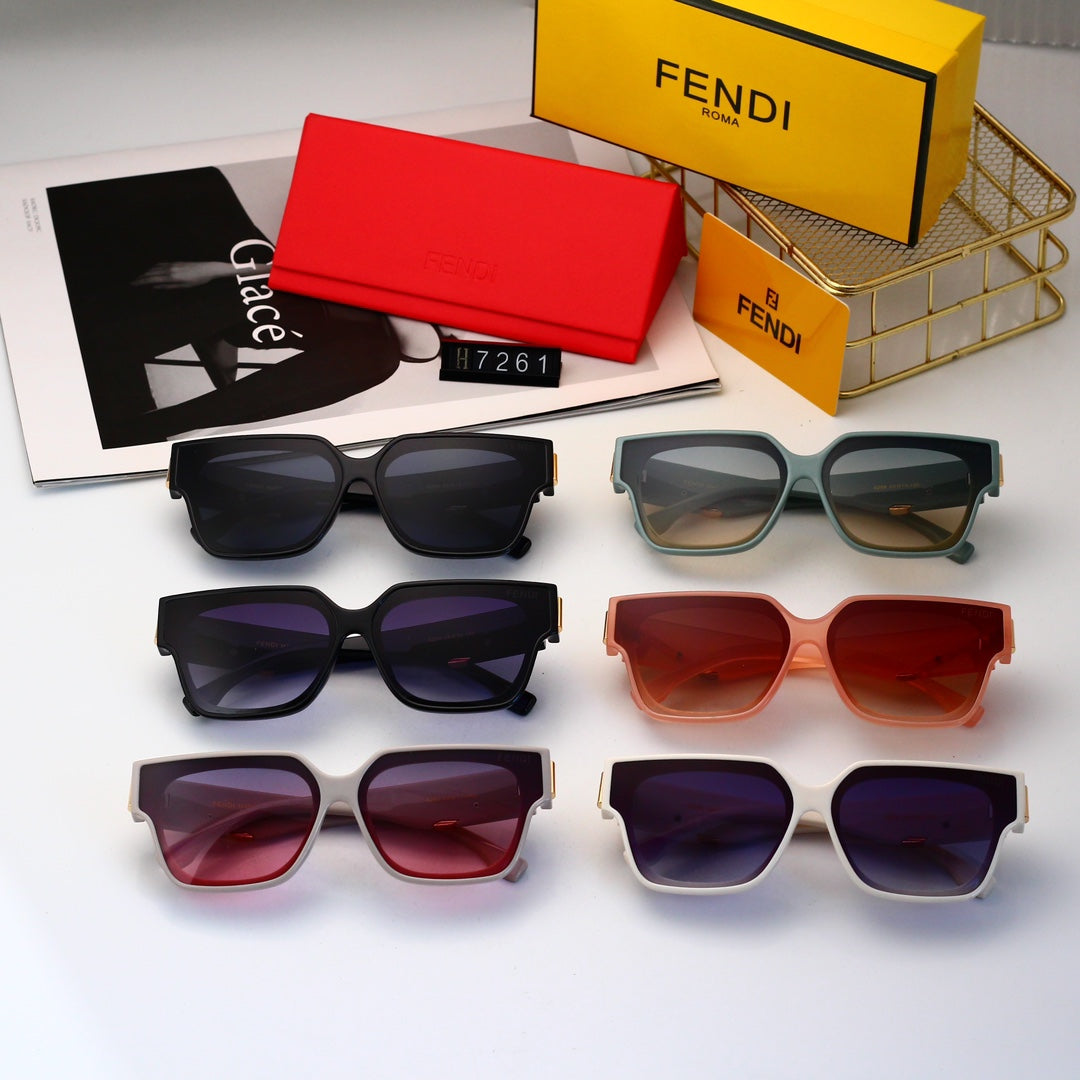 Iconic Trendy Sunglasses