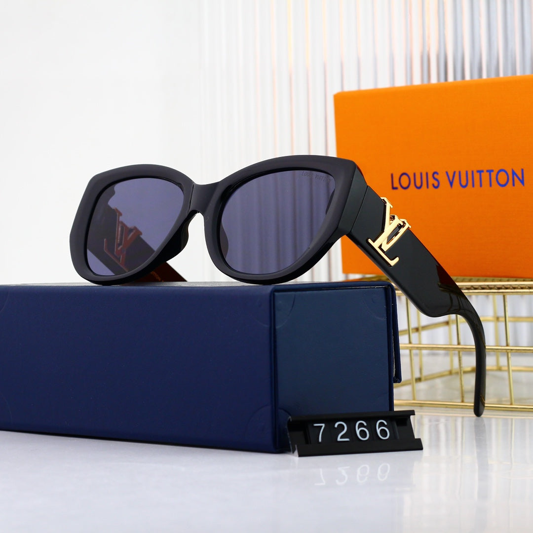 Trendy Iconic Sunglasses Pick