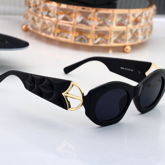 Timeless All-Match Shades