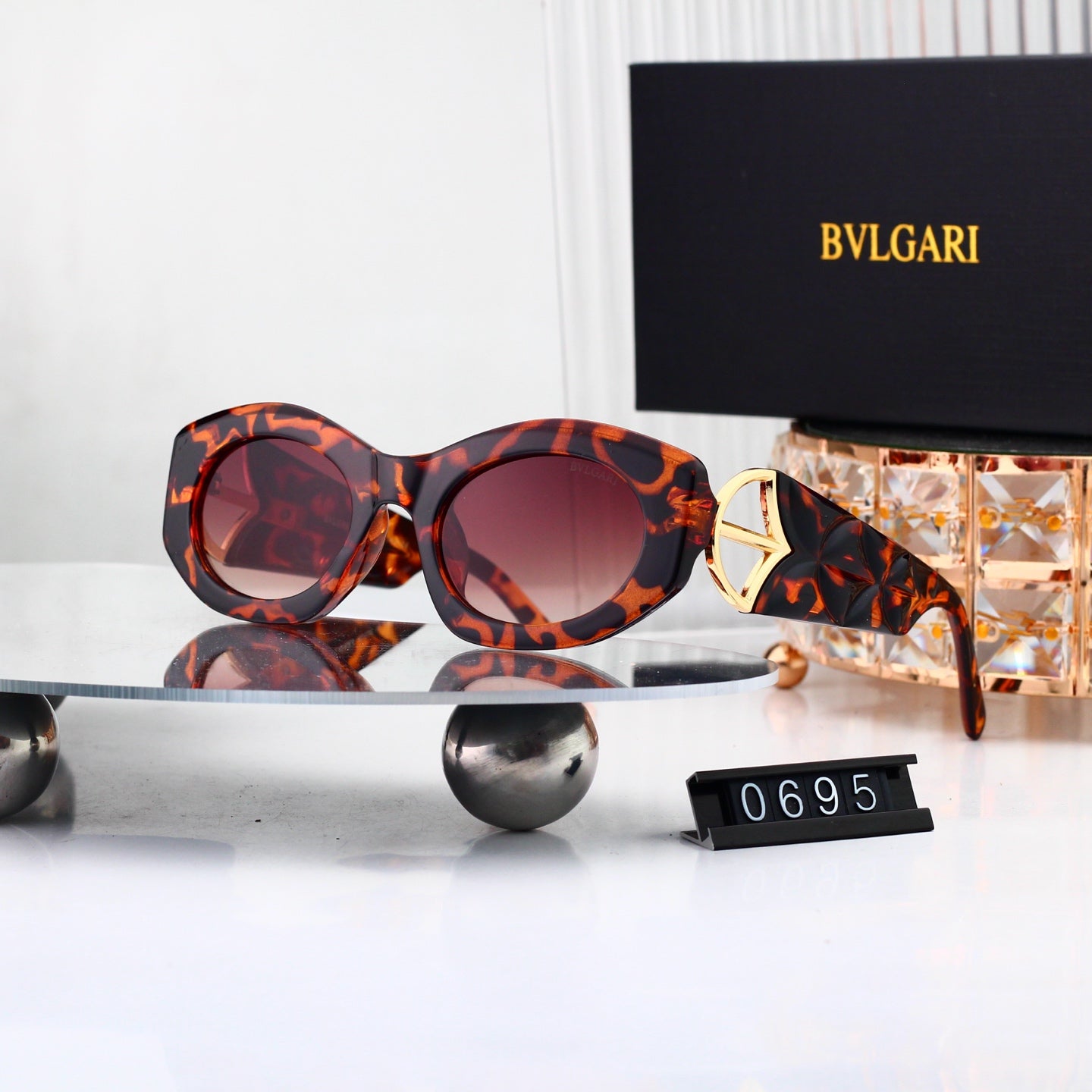 Timeless All-Match Shades