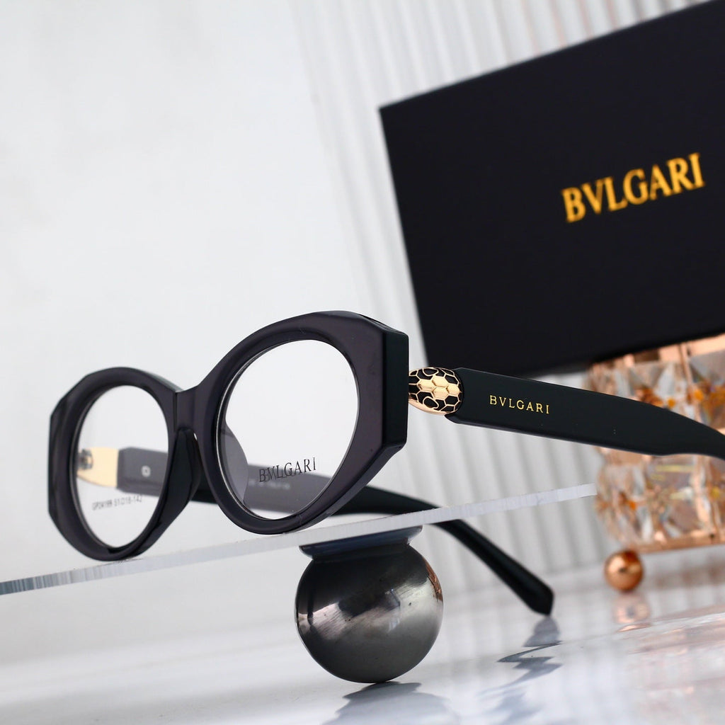 Timeless Sunglasses: Versatile Style