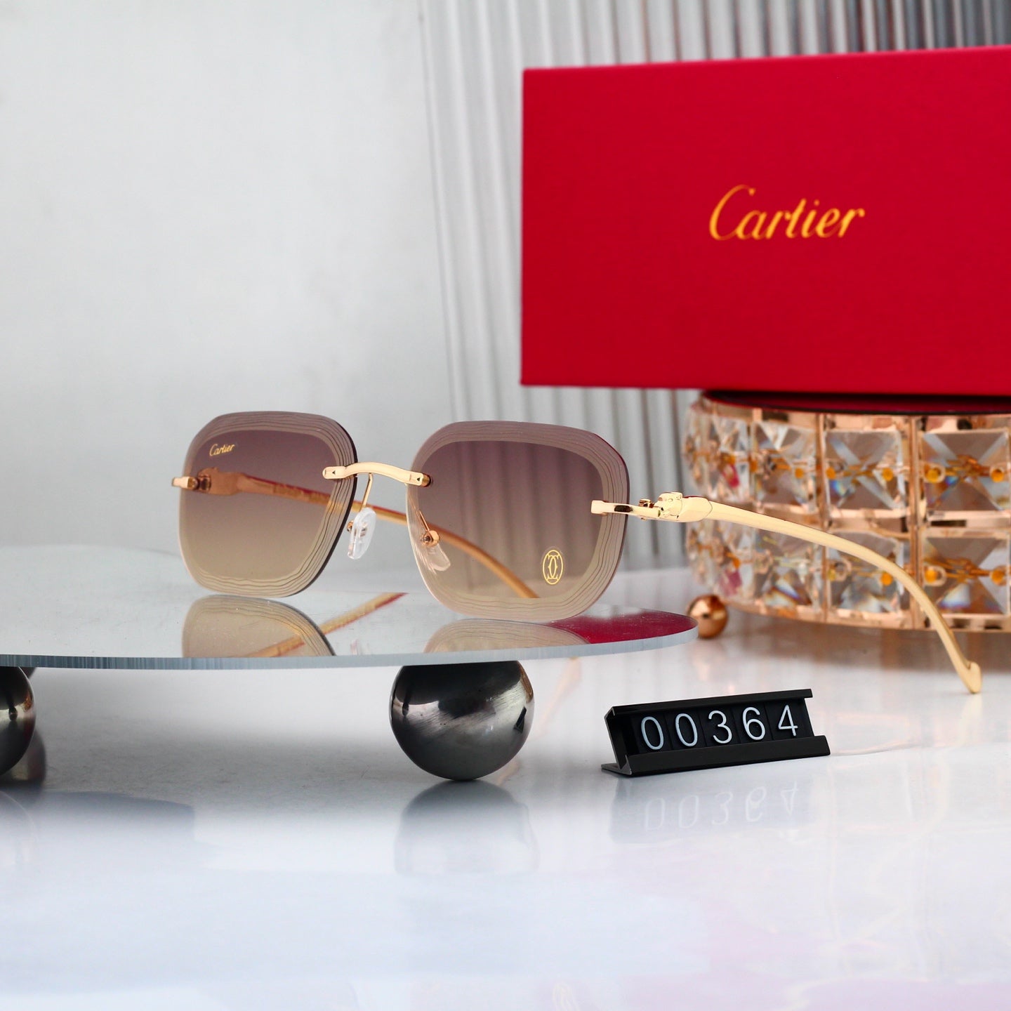 Classic Trendy Sunglasses