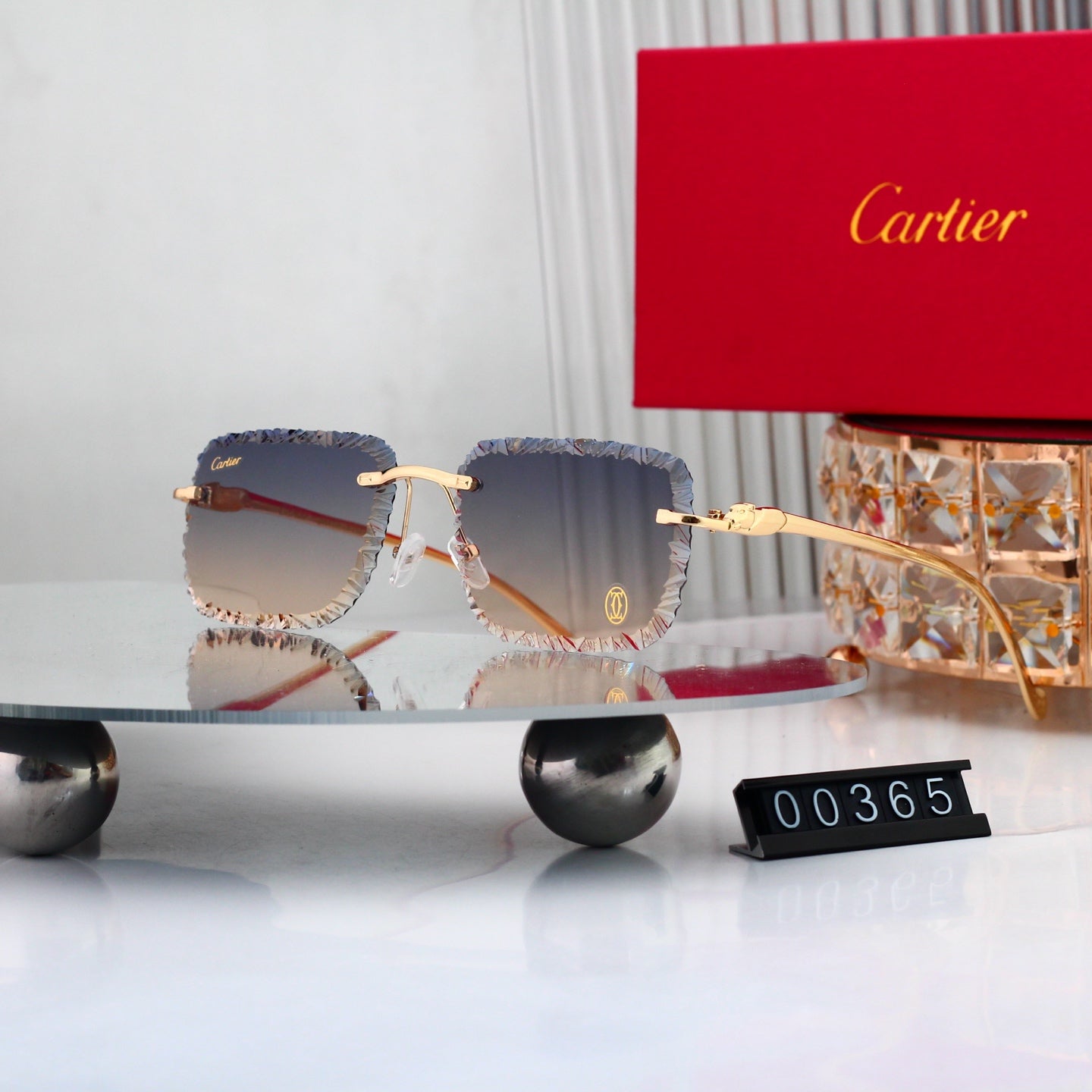 Timeless Fashion Sun Shades