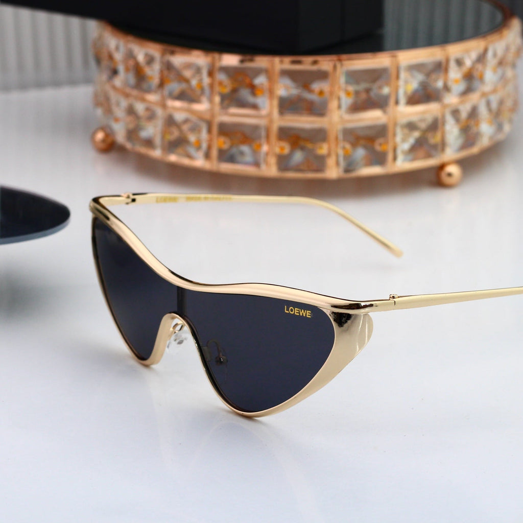 Chic Classic Sun Glasses