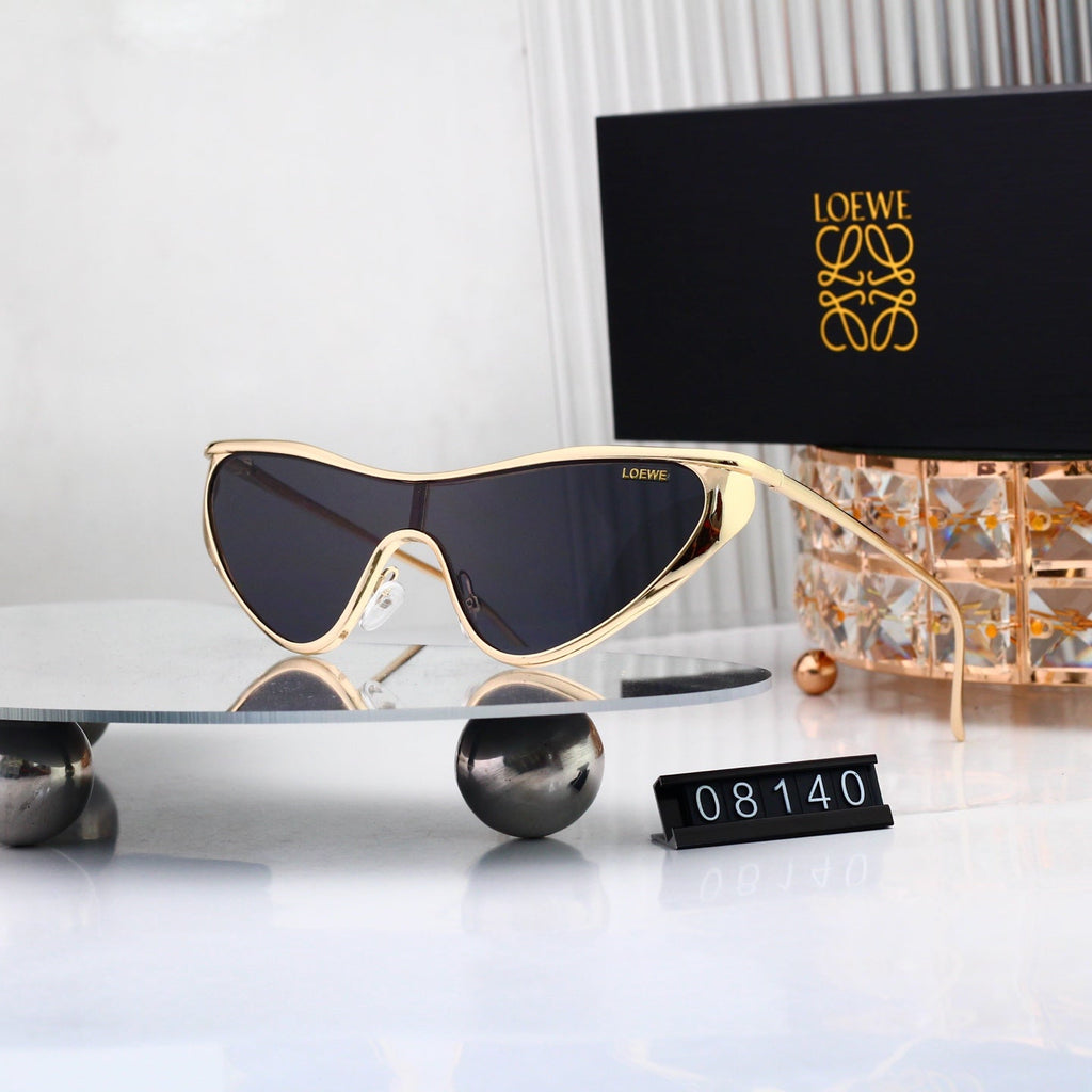 Chic Classic Sun Glasses