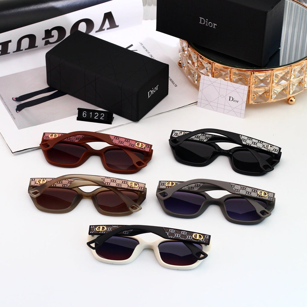 Timeless Trend Sun Shades Essential