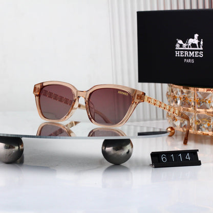 Classic Fashion Sun Glasses Pick