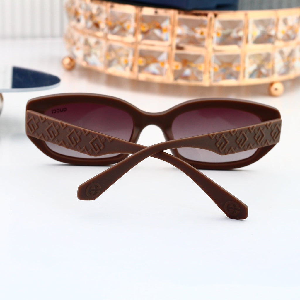 Trendy Chic Sun Glasses Must-Have