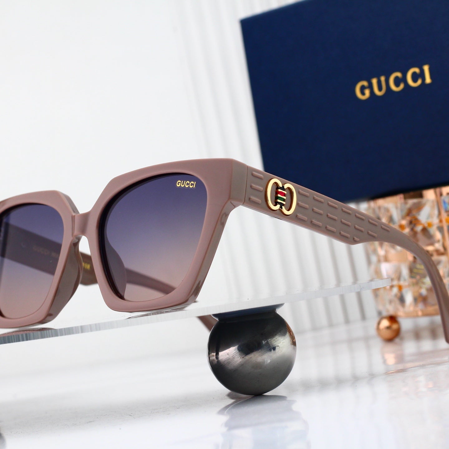 Classic Sun Shades Trendy Pick