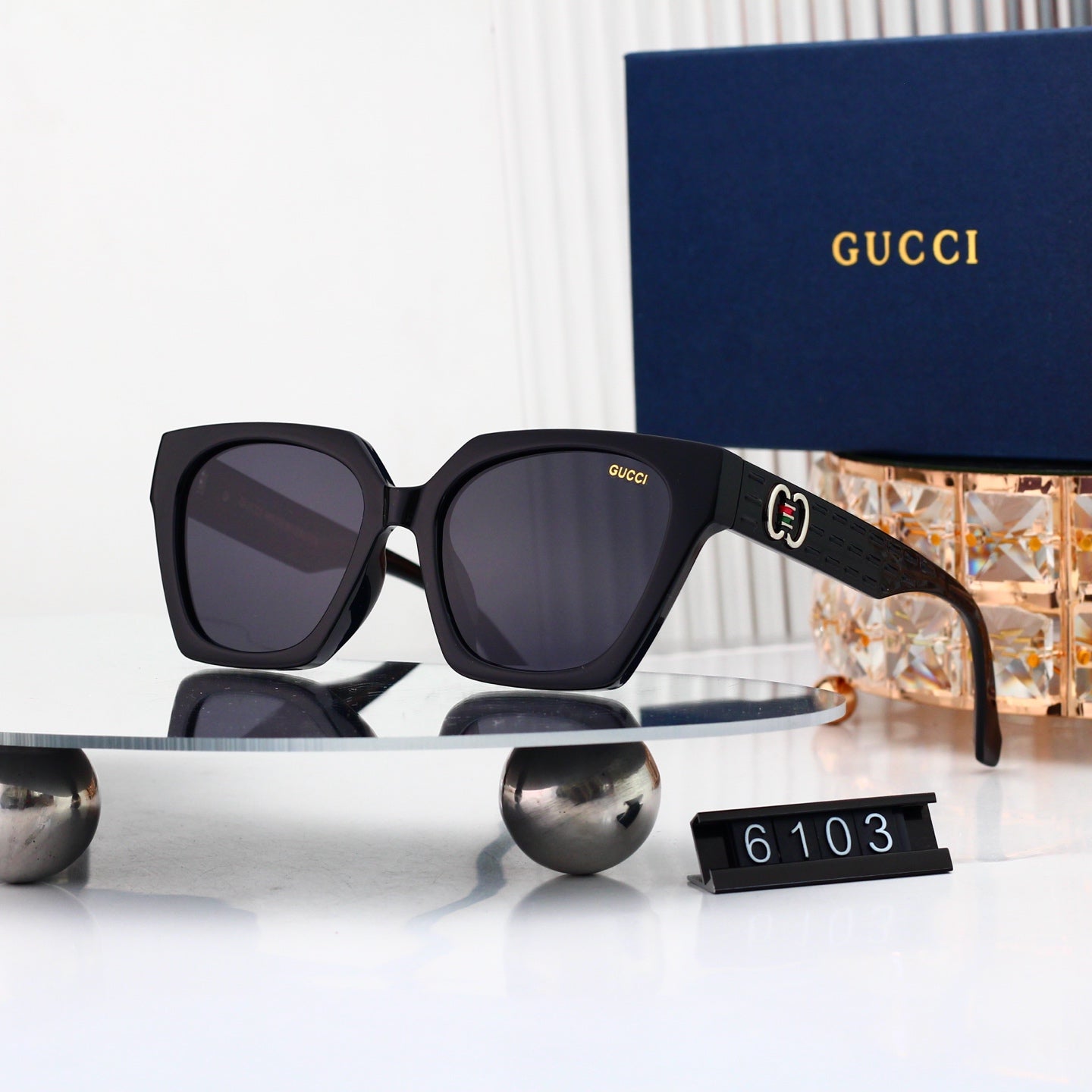 Classic Sun Shades Trendy Pick