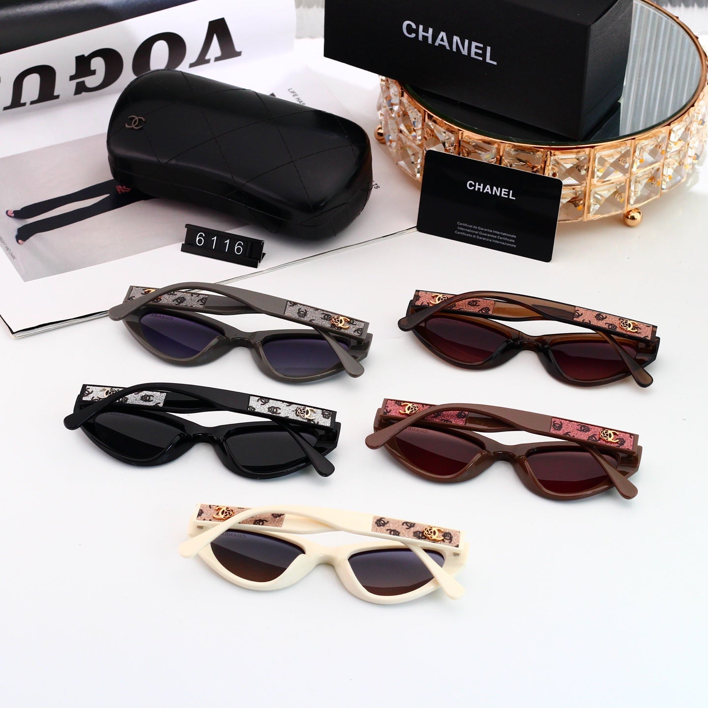 Timeless Iconic Sunglasses Essential