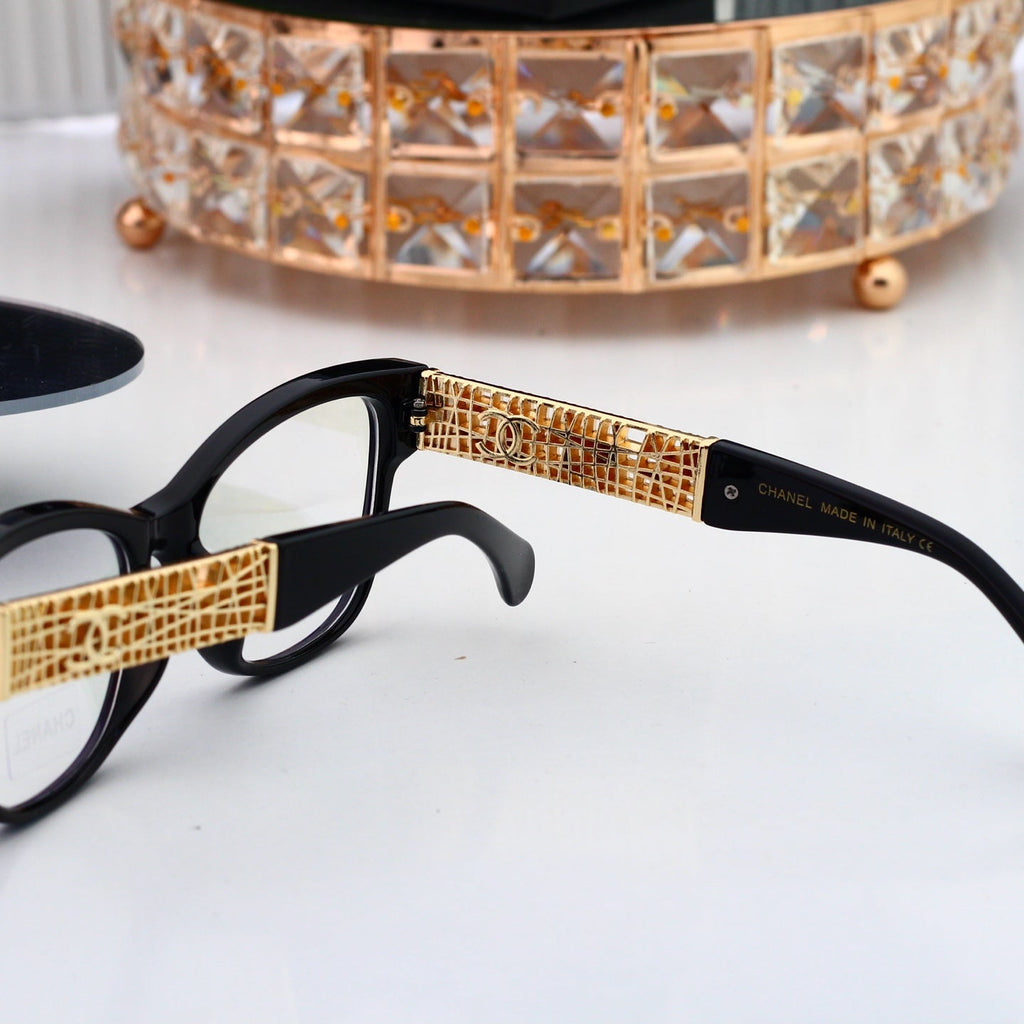 Chic Fashion Sun Glasses Now