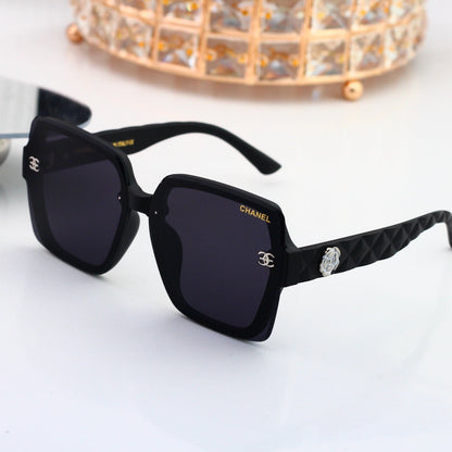 Classic Fashion Sun Shades Pick