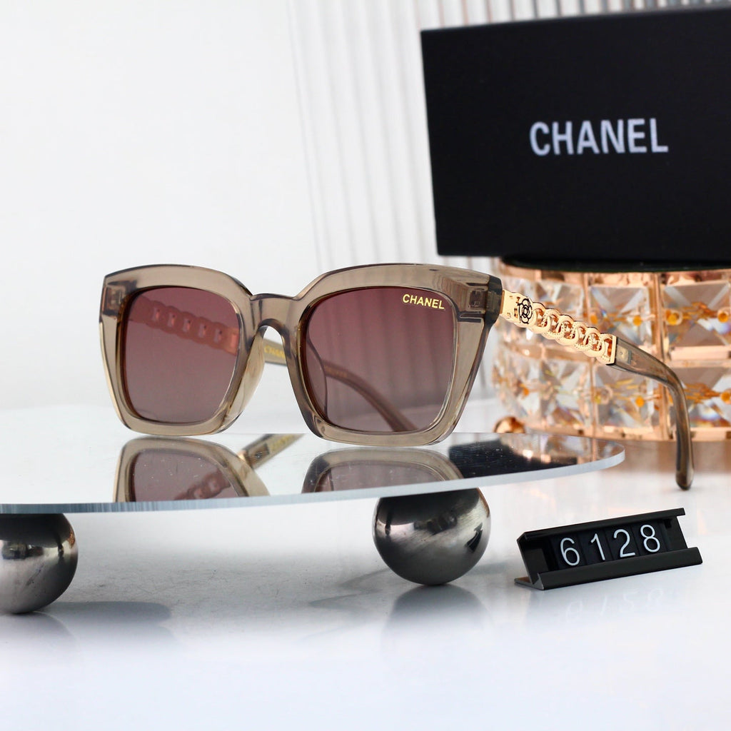 Timeless Trendy Sunglasses Essential