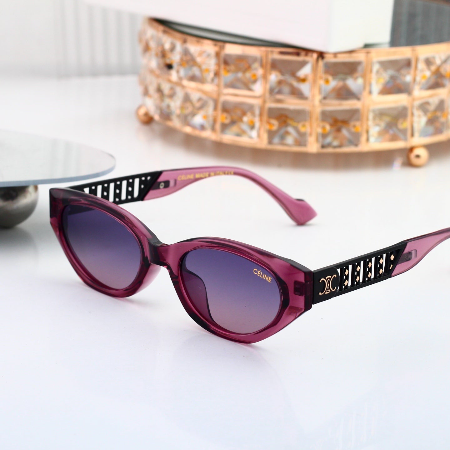 Classic Chic Sunglasses Now