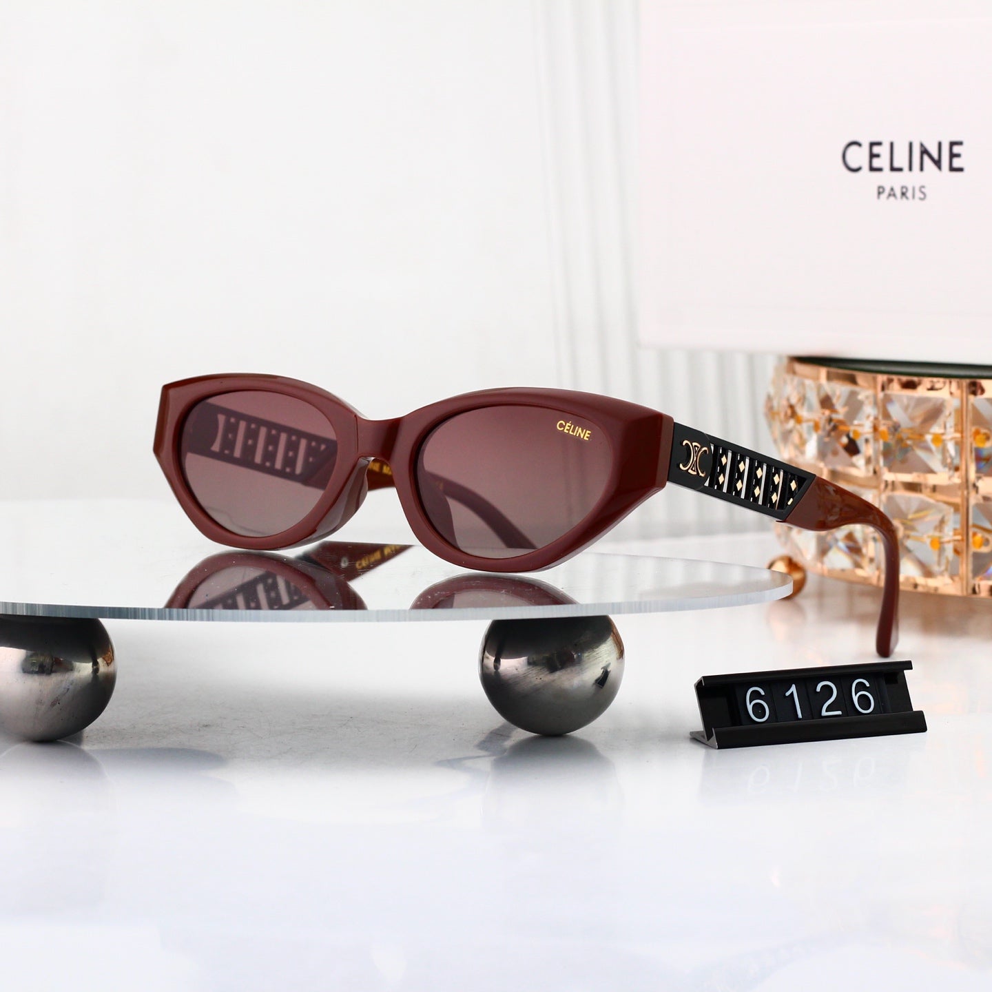 Classic Chic Sunglasses Now