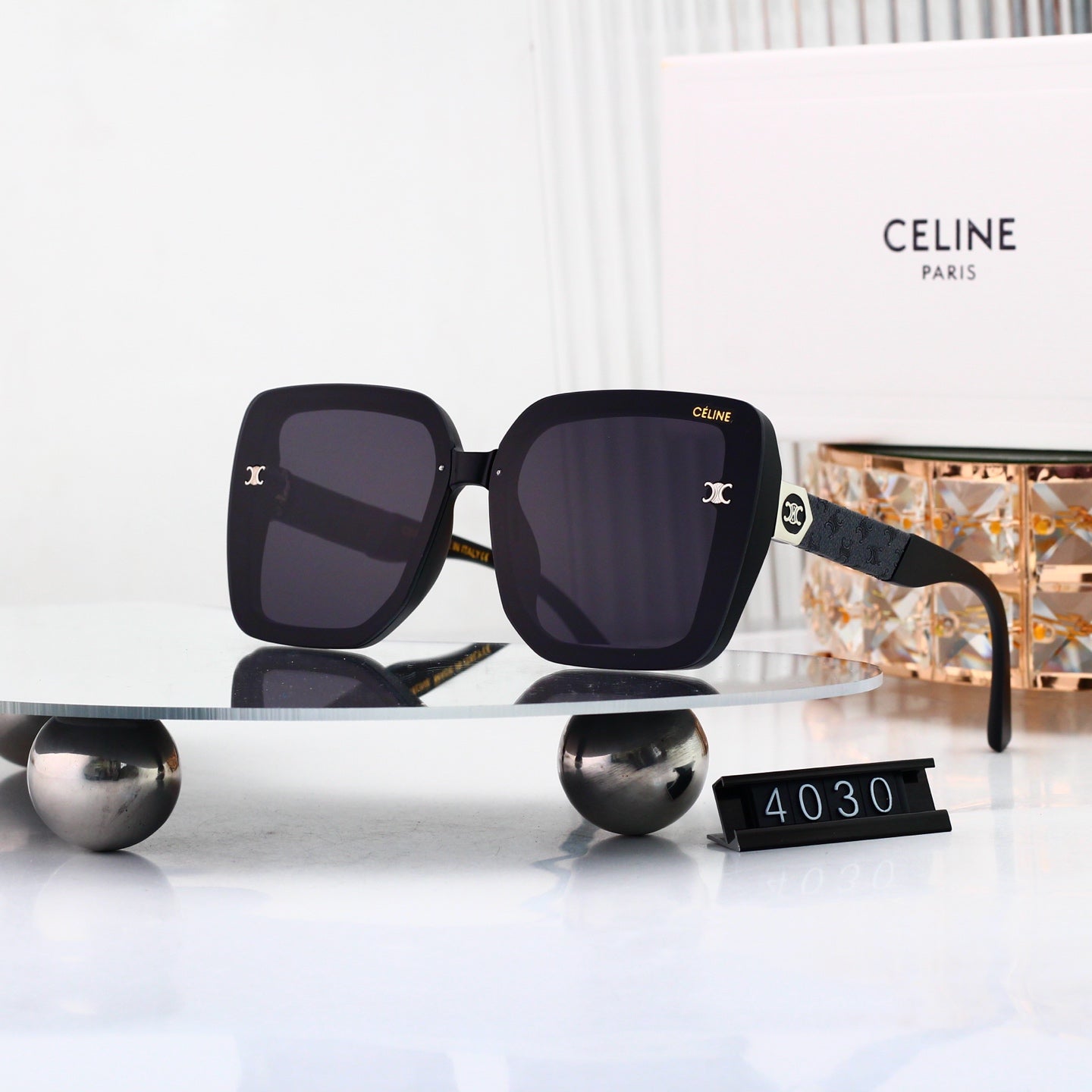 Timeless Fashion Sun Shades