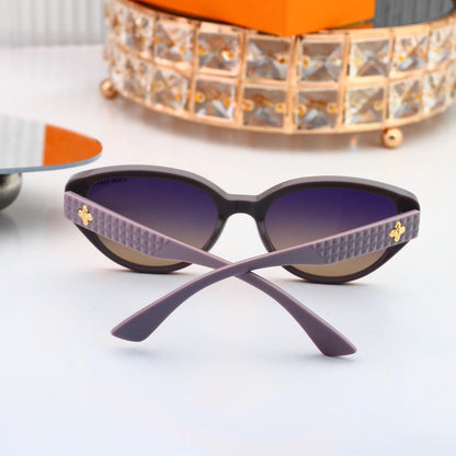 Iconic Classic Sunglasses Essential