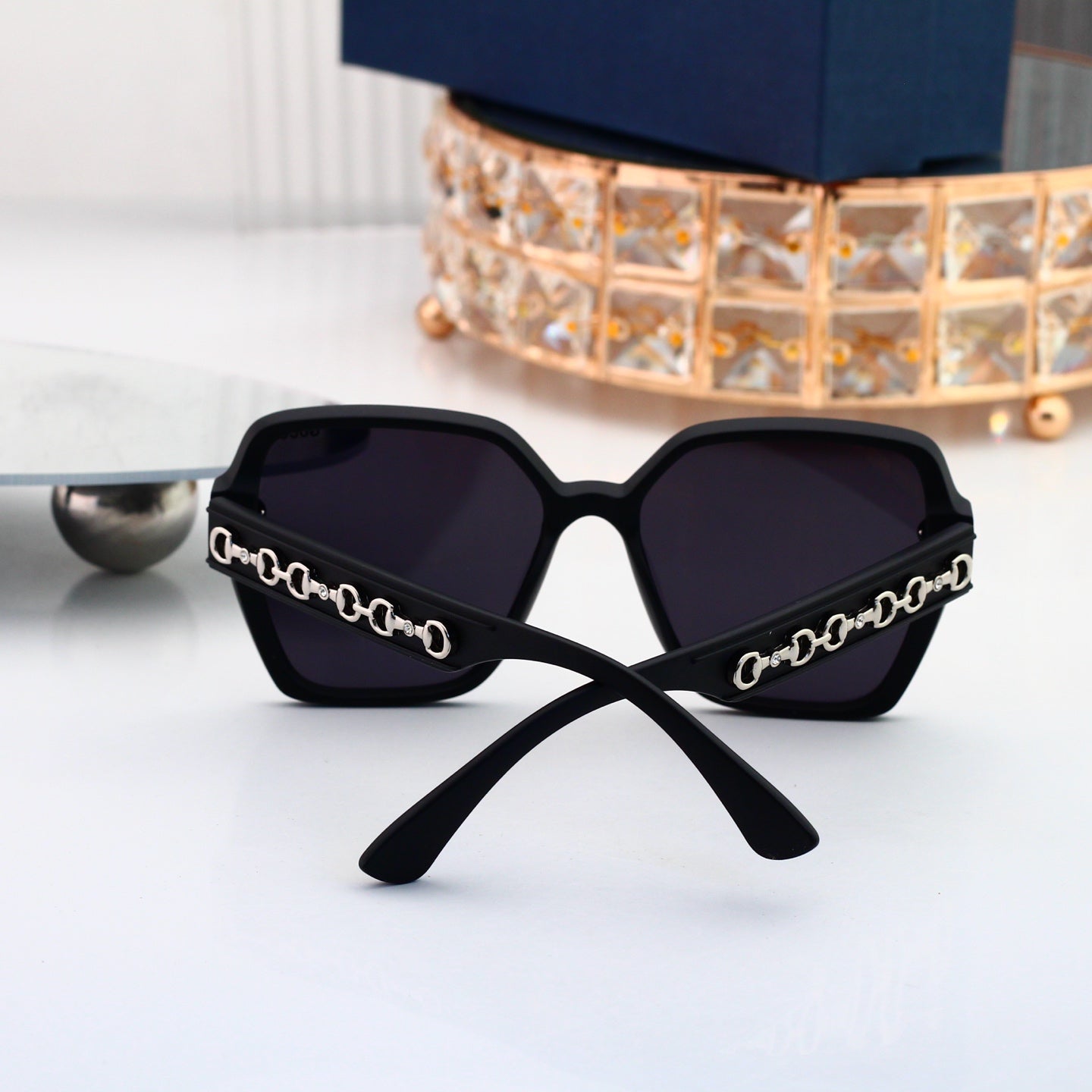 Classic Trend Sun Glasses Now