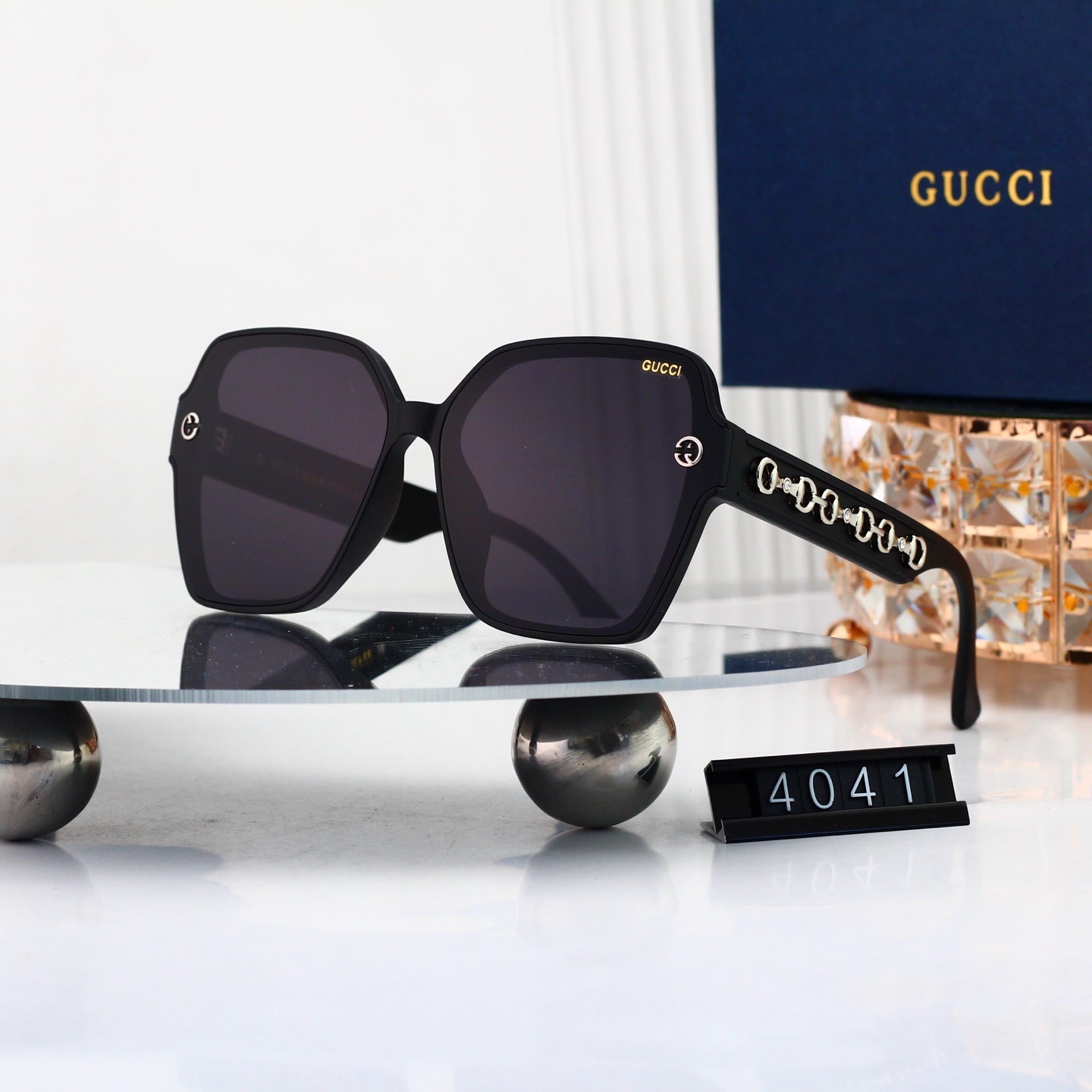 Classic Trend Sun Glasses Now