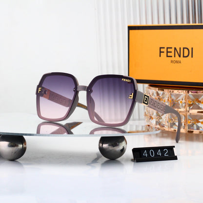Trendy Chic Sunglasses Pick