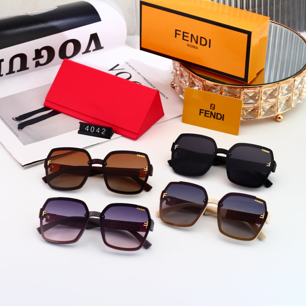 Trendy Chic Sunglasses Pick