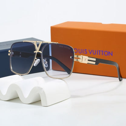 Chic Classic Sun Shades Must-Have