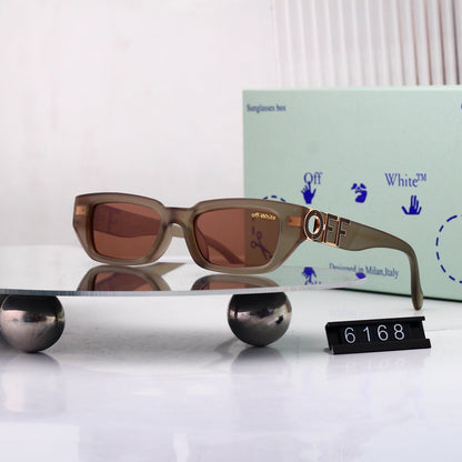 Timeless Style Sunglasses Must-Have