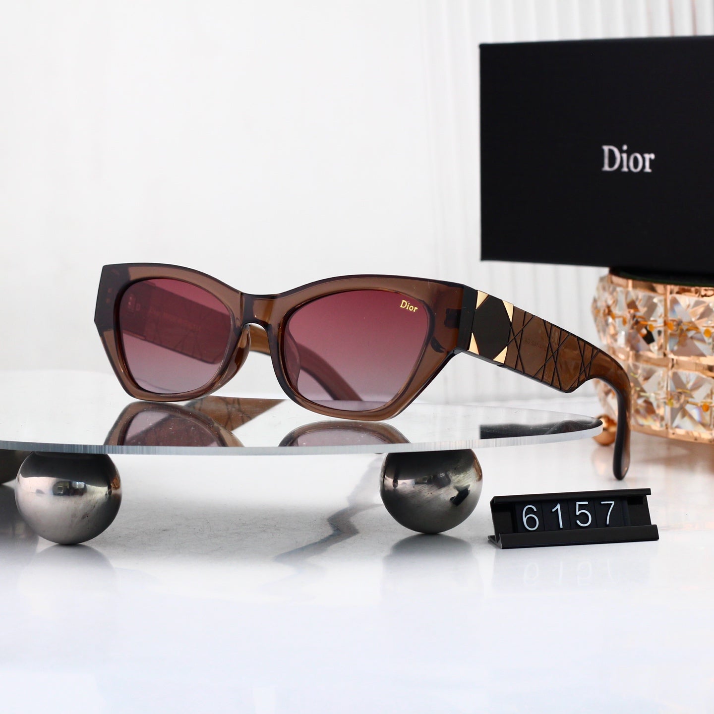 Trendy Classic Sun Glasses