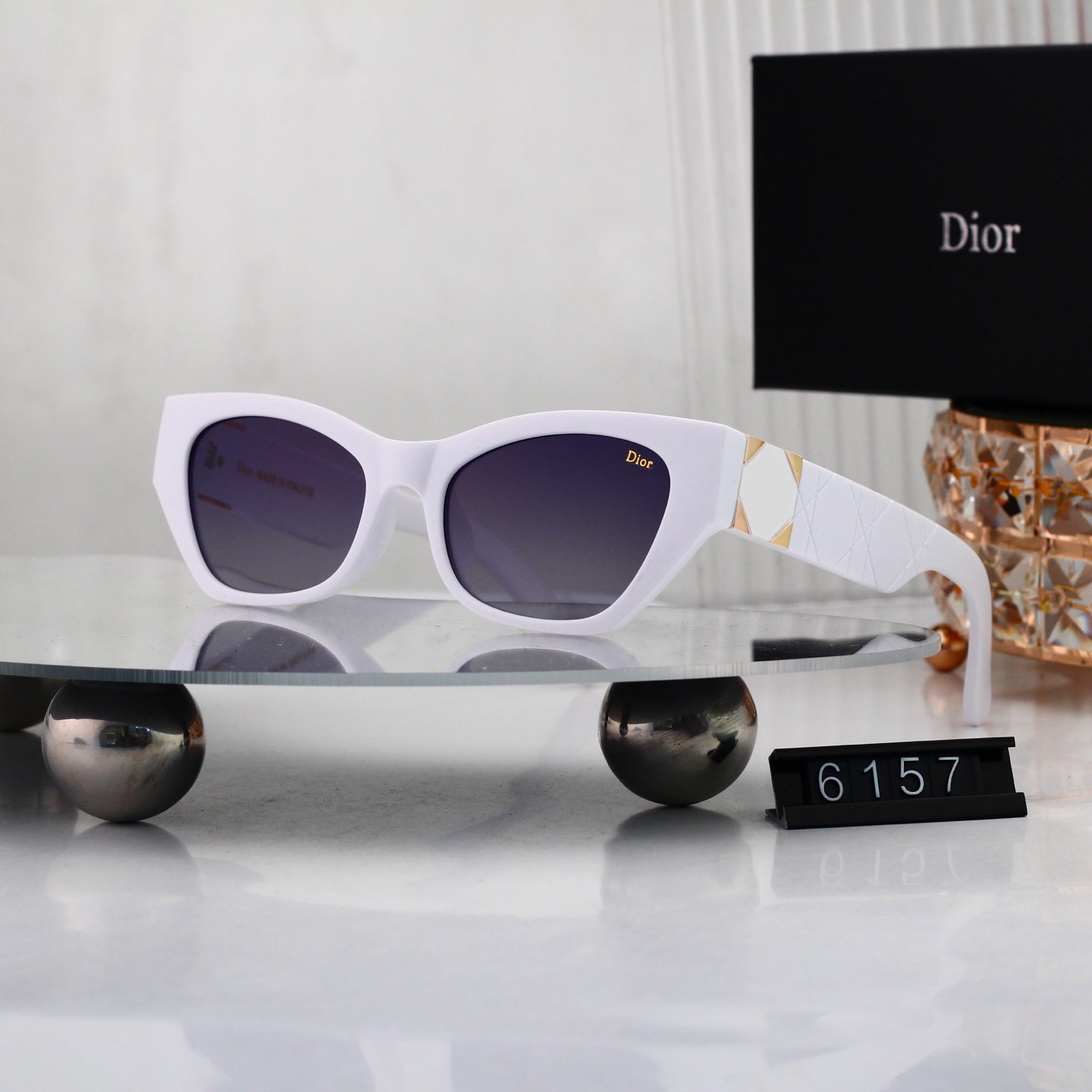 Trendy Classic Sun Glasses